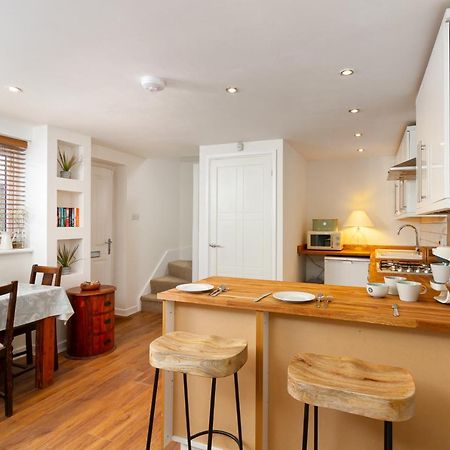 The Coach House, Centrally Located Detached Coach House Cardiff Ngoại thất bức ảnh