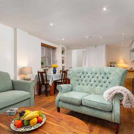 The Coach House, Centrally Located Detached Coach House Cardiff Ngoại thất bức ảnh